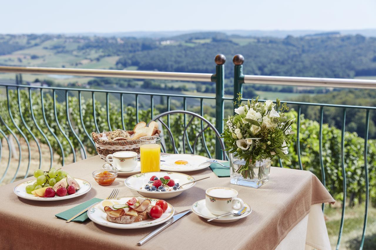 Hotel Garni Schoene Aussichten Klöch 外观 照片